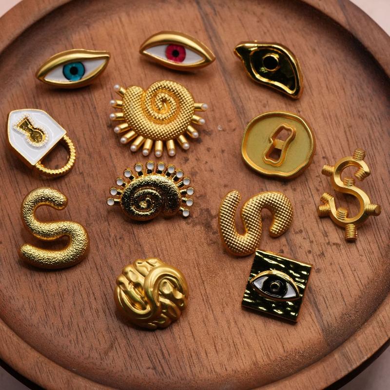 Винтажная металлическая пугови – обзор и цена Craft Embellishments